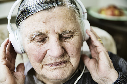 What Music Can Do for You and Your Senior Loved Ones - Villa Rica, GA